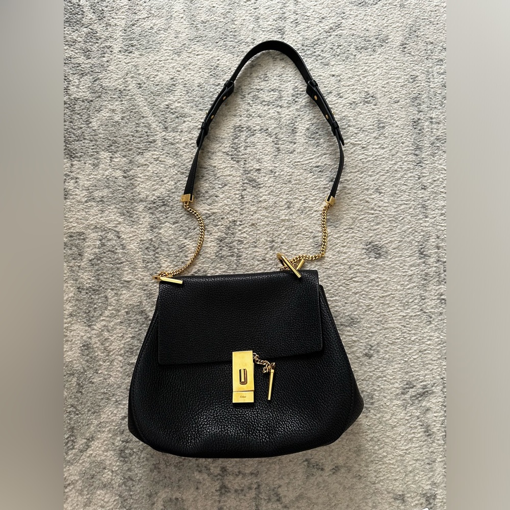 Chole black handbag with gold hardware